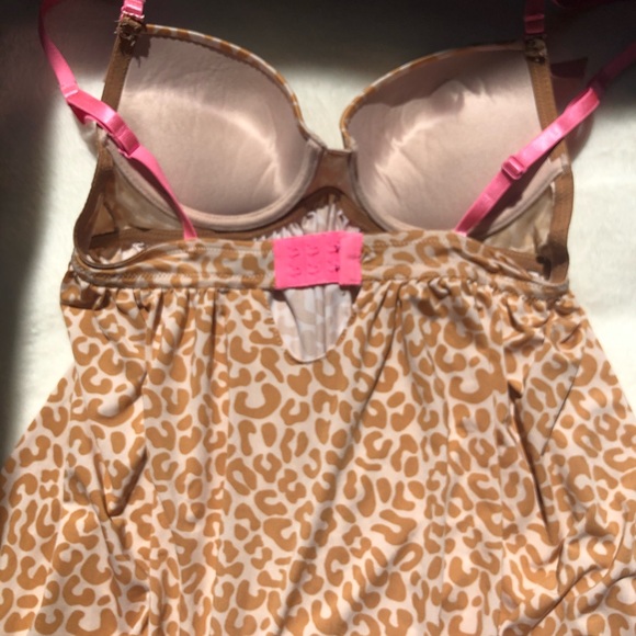 SOLD - Picture 3 of 4